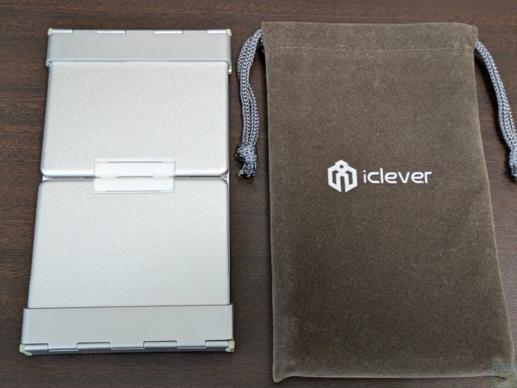 iClever「IC-BK08」と付属ケース